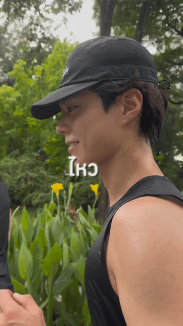 제일 못생겨질때 사진찍어달라요청받음gif | 인스티즈