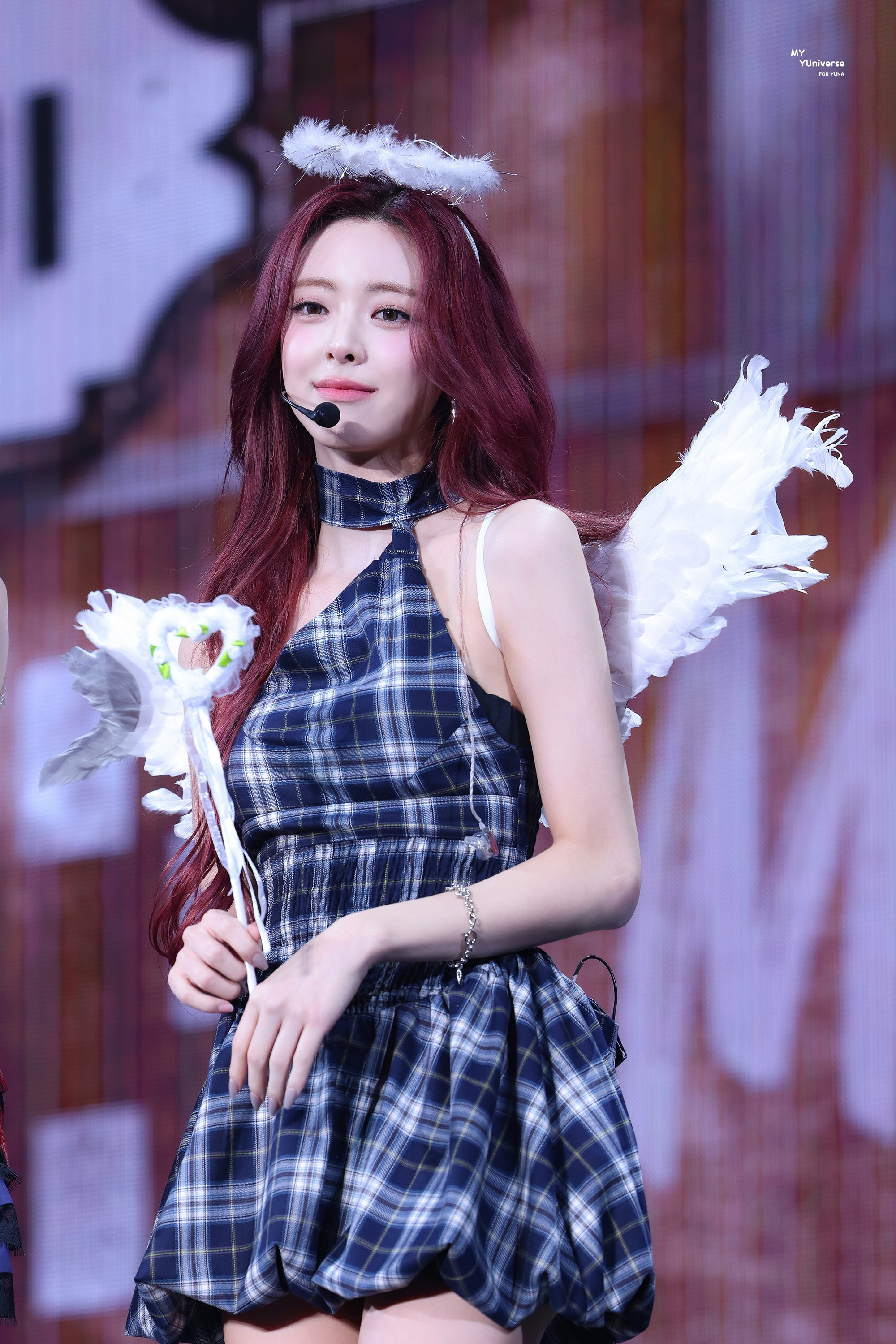 (스압)여자여자한 ITZY 유나.jpgif | 인스티즈