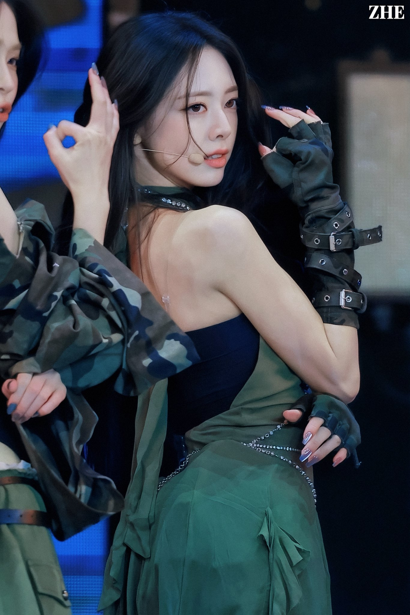 (스압)여자여자한 ITZY 유나.jpgif | 인스티즈