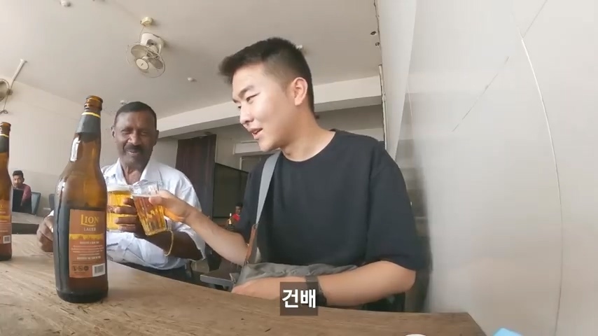 한국에서 아들이 공부중이라는 스리랑카 아저씨 | 인스티즈