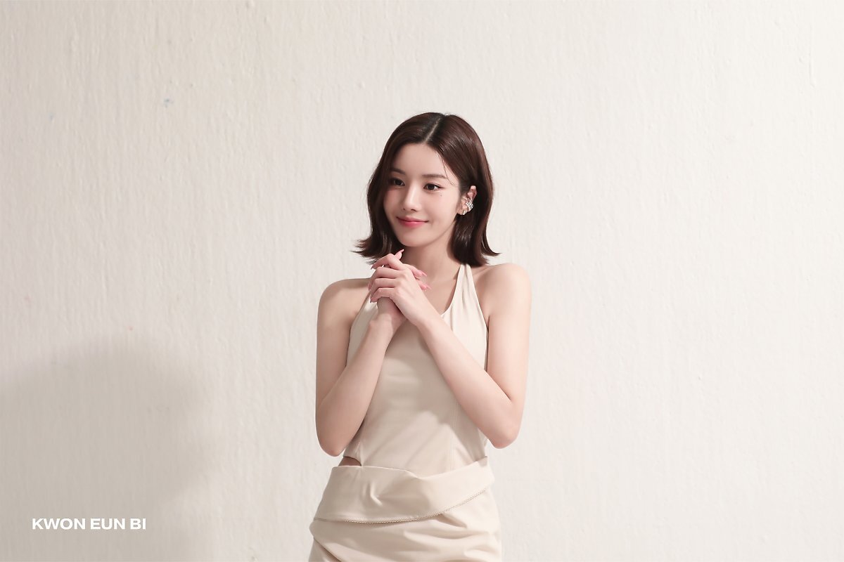 (스압)더 예뻐진 최근 권은비.jpgif | 인스티즈