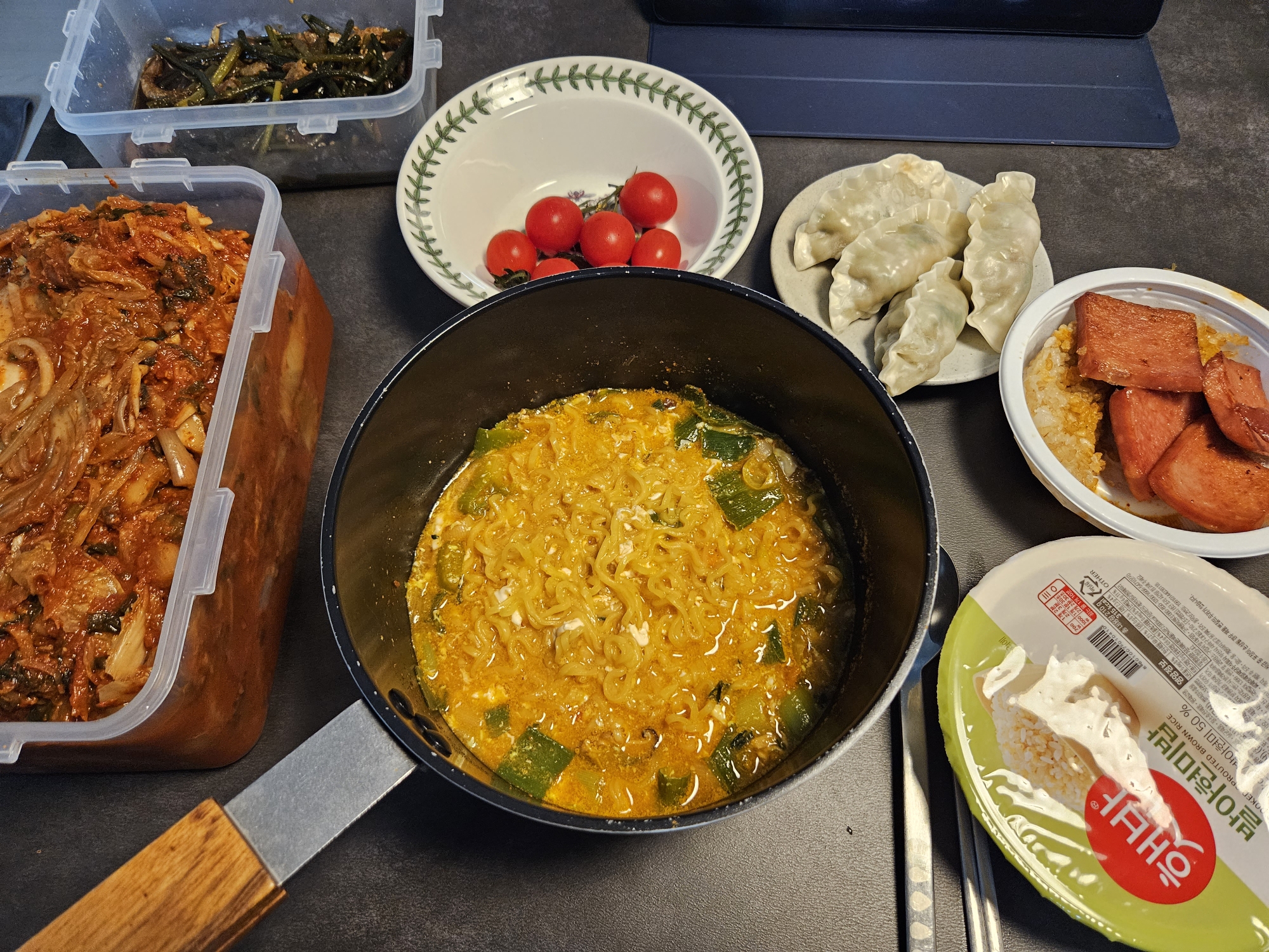 혼자사는 직장인 현실적인 밥상 수준 | 인스티즈