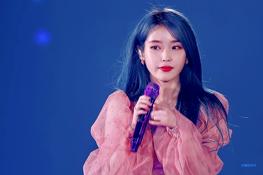 파랑머리 아이유.gif | 인스티즈