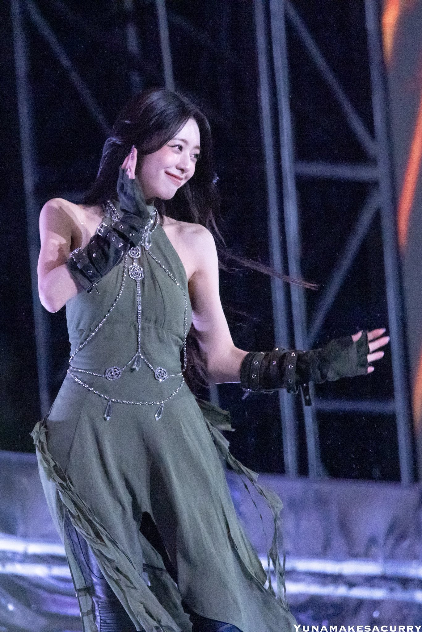 (스압)여자여자한 ITZY 유나.jpgif | 인스티즈