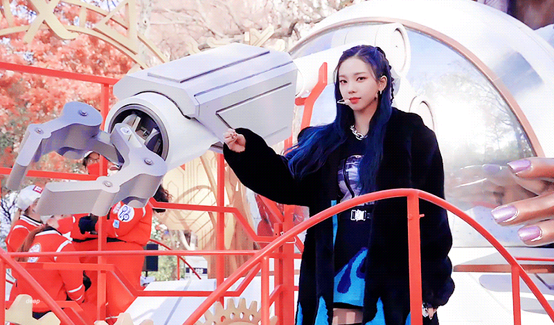 뉴욕에 간 카리나에겐 감동이 있다.gif | 인스티즈