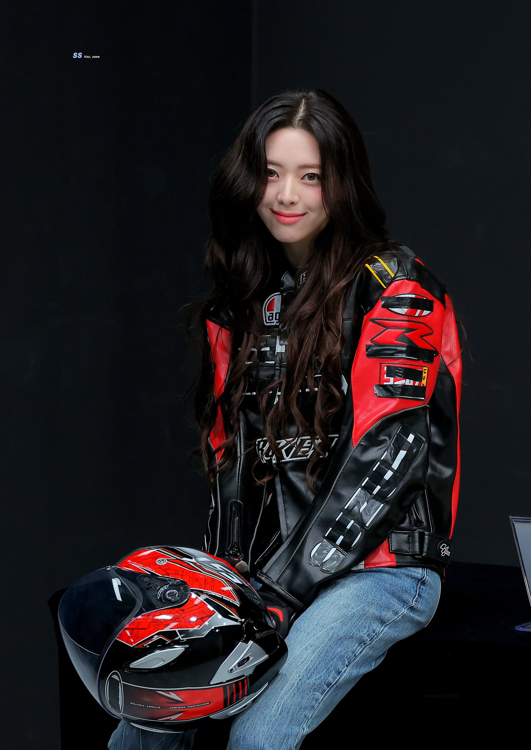 (스압)여자여자한 ITZY 유나.jpgif | 인스티즈