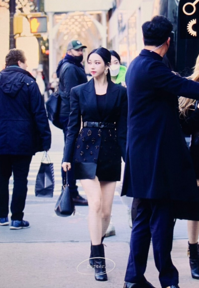 뉴욕에 간 카리나에겐 감동이 있다.gif | 인스티즈