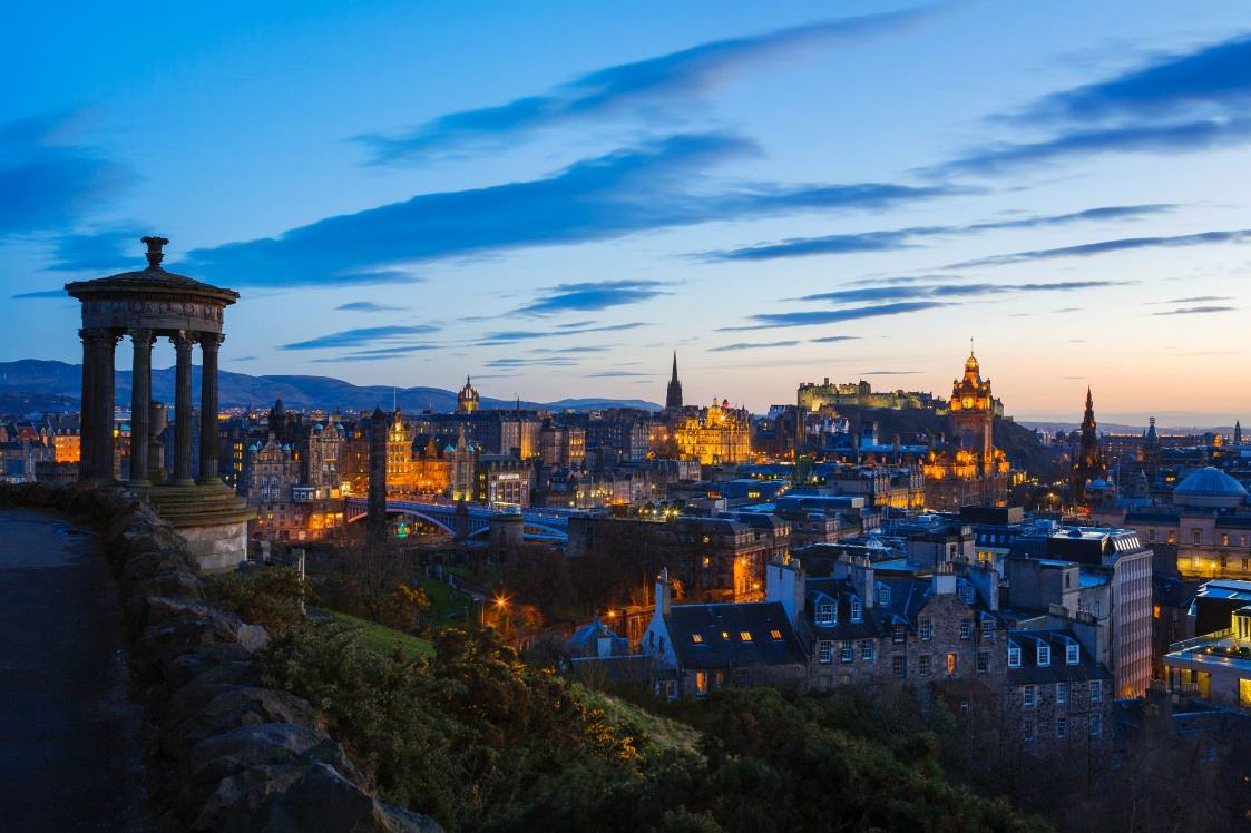 매년 관광객 1300만명이 찾는다는 영국의 도시 | 인스티즈