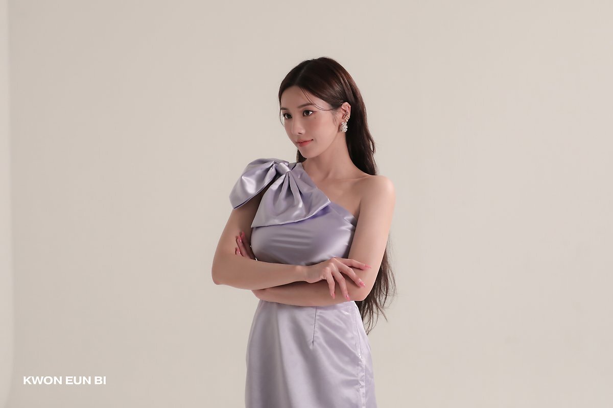 (스압)더 예뻐진 최근 권은비.jpgif | 인스티즈