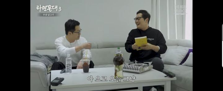 책쓴 저자가 자기책을 보지 못하는 이유 | 인스티즈