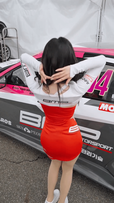 스트리머겸 레이싱 모델 홍딩굴.jpg | 인스티즈