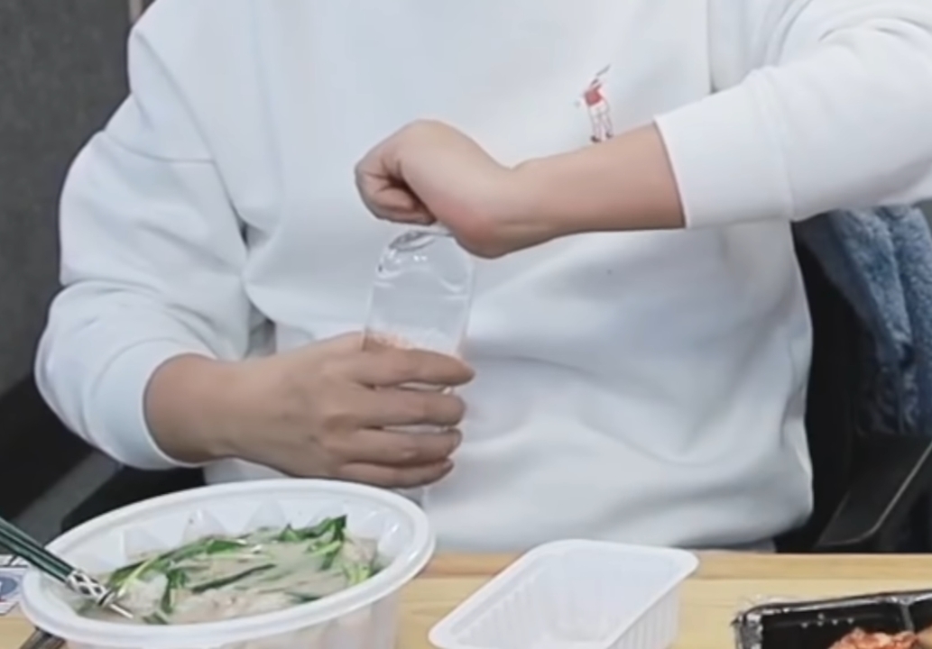 b72ebd892e359045a0c8c1aac7c721dc97197f32