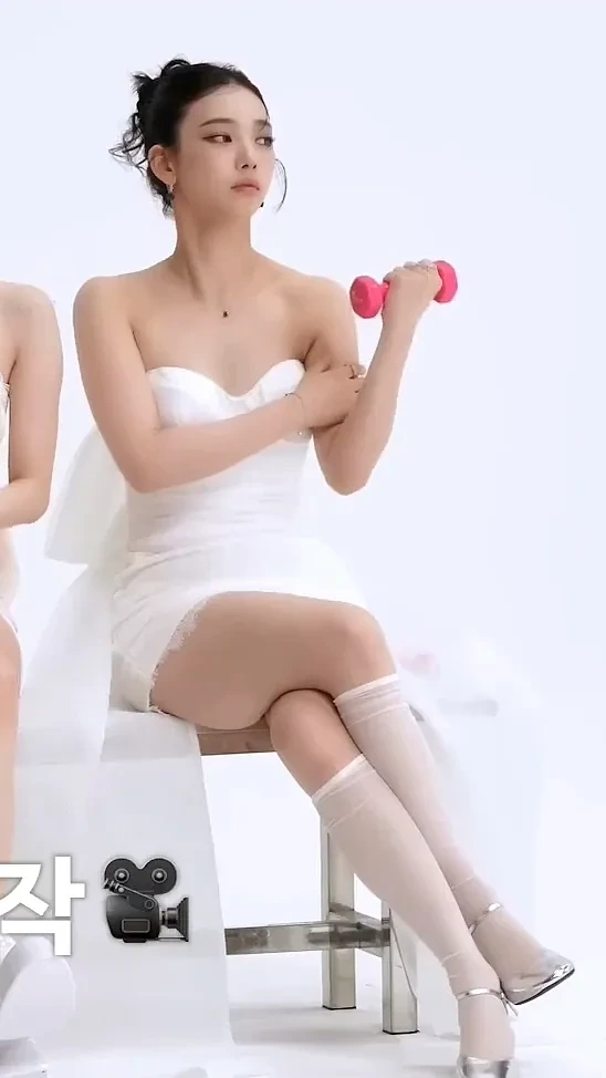 (스압)웨딩드레스 입은 카리나.gif | 인스티즈