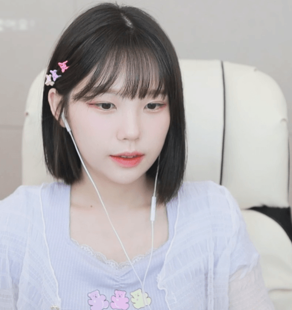 사람에 따라 귀엽다고 하는 사람도 간혹있는 우정잉 | 인스티즈