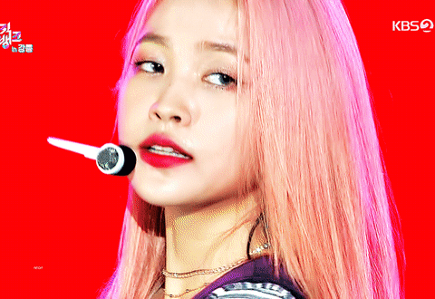 핑크색 머리가 가장 잘 어울리는 여자아이돌 걸그룹 멤버는? .gif | 인스티즈