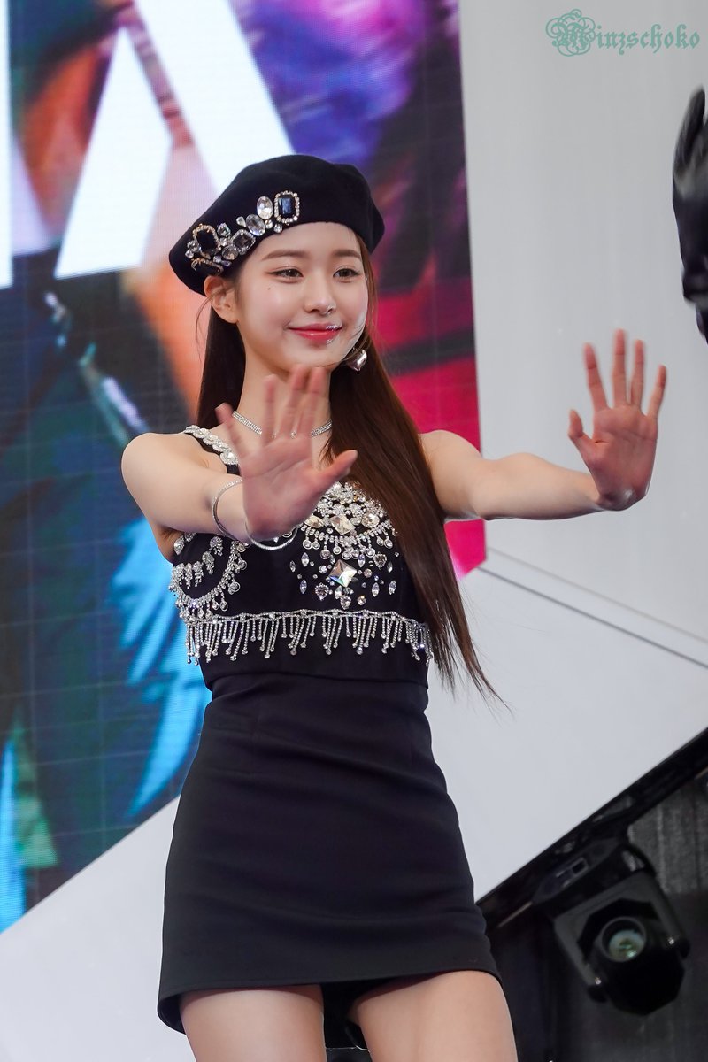 폰카로 찍은 아이브 장원영 실물짤 모음 | 인스티즈