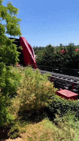 페라리에서 만든 아찔한 놀이기구 | 인스티즈