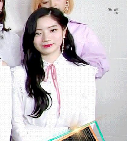 귀엽고 사랑스러운 덕후몰이상 여자아이돌들 .gif | 인스티즈