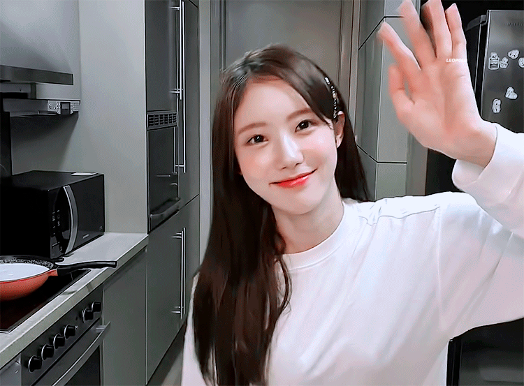 (스압)어제 브이앱 루다네 두부가게 루다.gif | 인스티즈