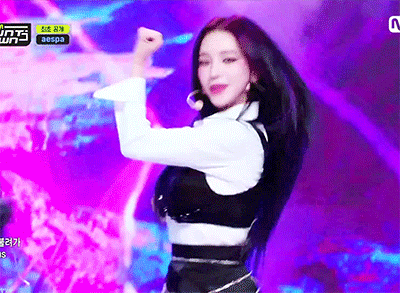 이번주 엠카 에스파 카리나 윈터 미모.gif | 인스티즈