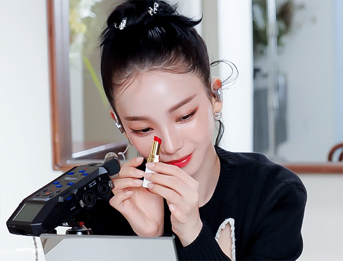 (스압)샤넬 뷰티 카리나 .gif | 인스티즈