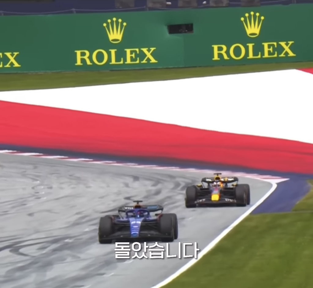 1위가 확정적인데 위험을 감수하고 피트인 하는 F1 레이서 | 인스티즈