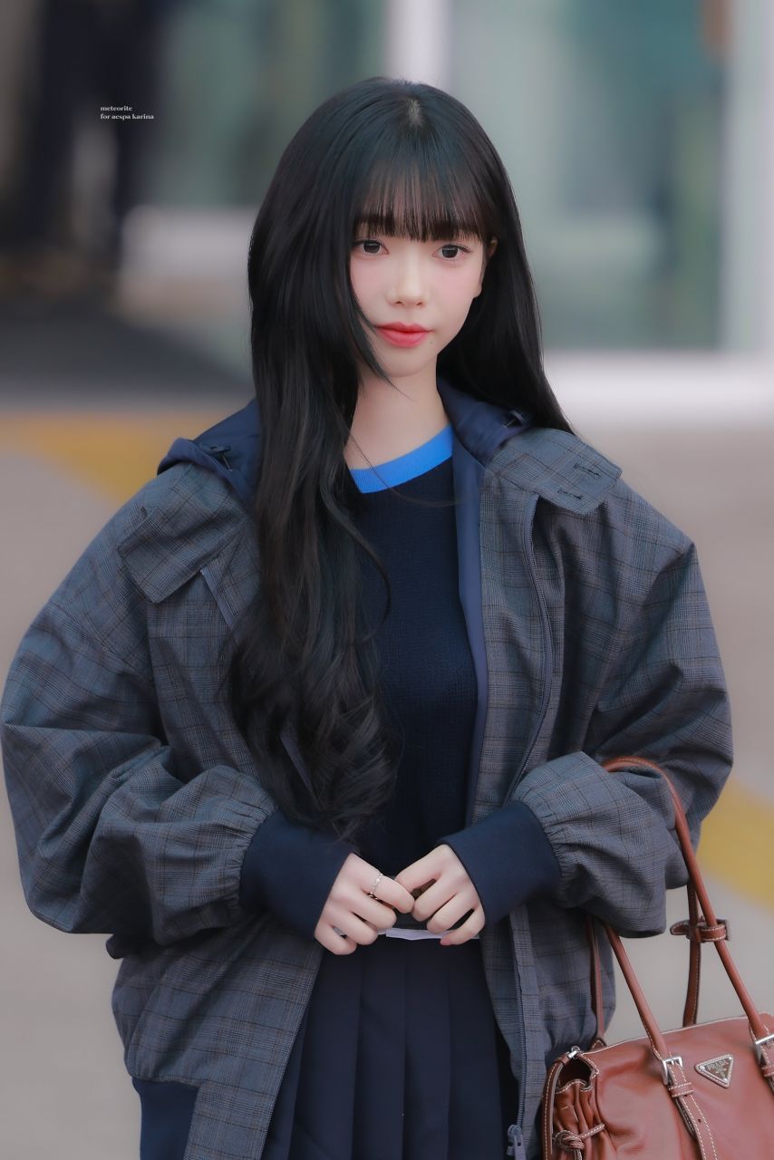 공항에서 존 못 카리나.jpgif | 인스티즈