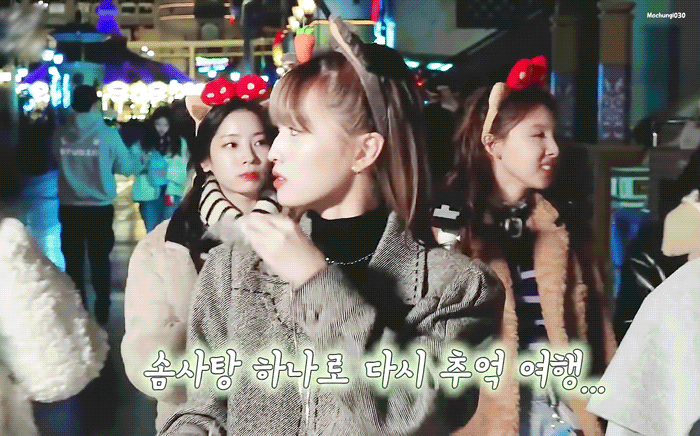 솜사탕으로 콧수염 만드는 트와이스.gif | 인스티즈