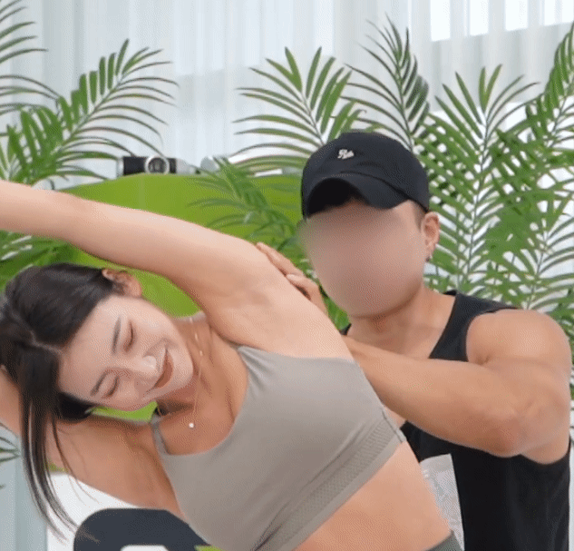 매력적인 운동하는 처자.gif 매력적인 운동하는 처자 - 