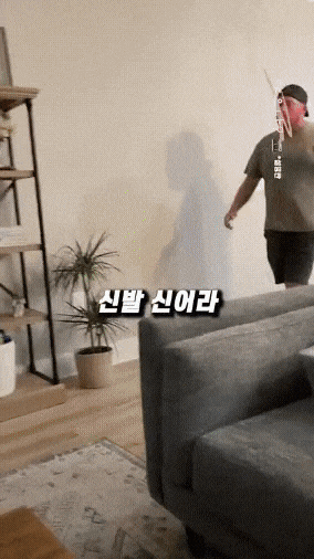 어린 딸들에게 패싸움 하러 가자는 아빠 | 인스티즈