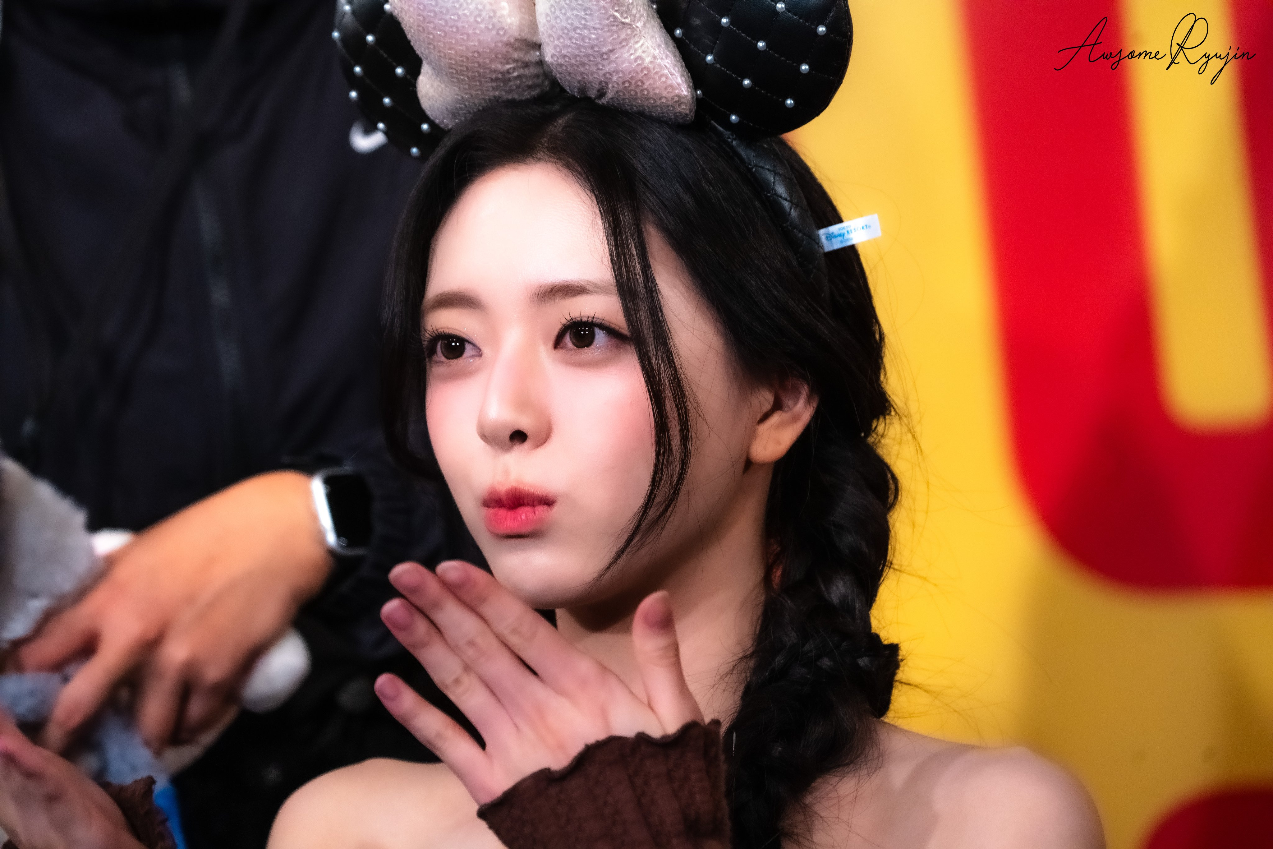 (스압)여자여자한 ITZY 유나.jpgif | 인스티즈