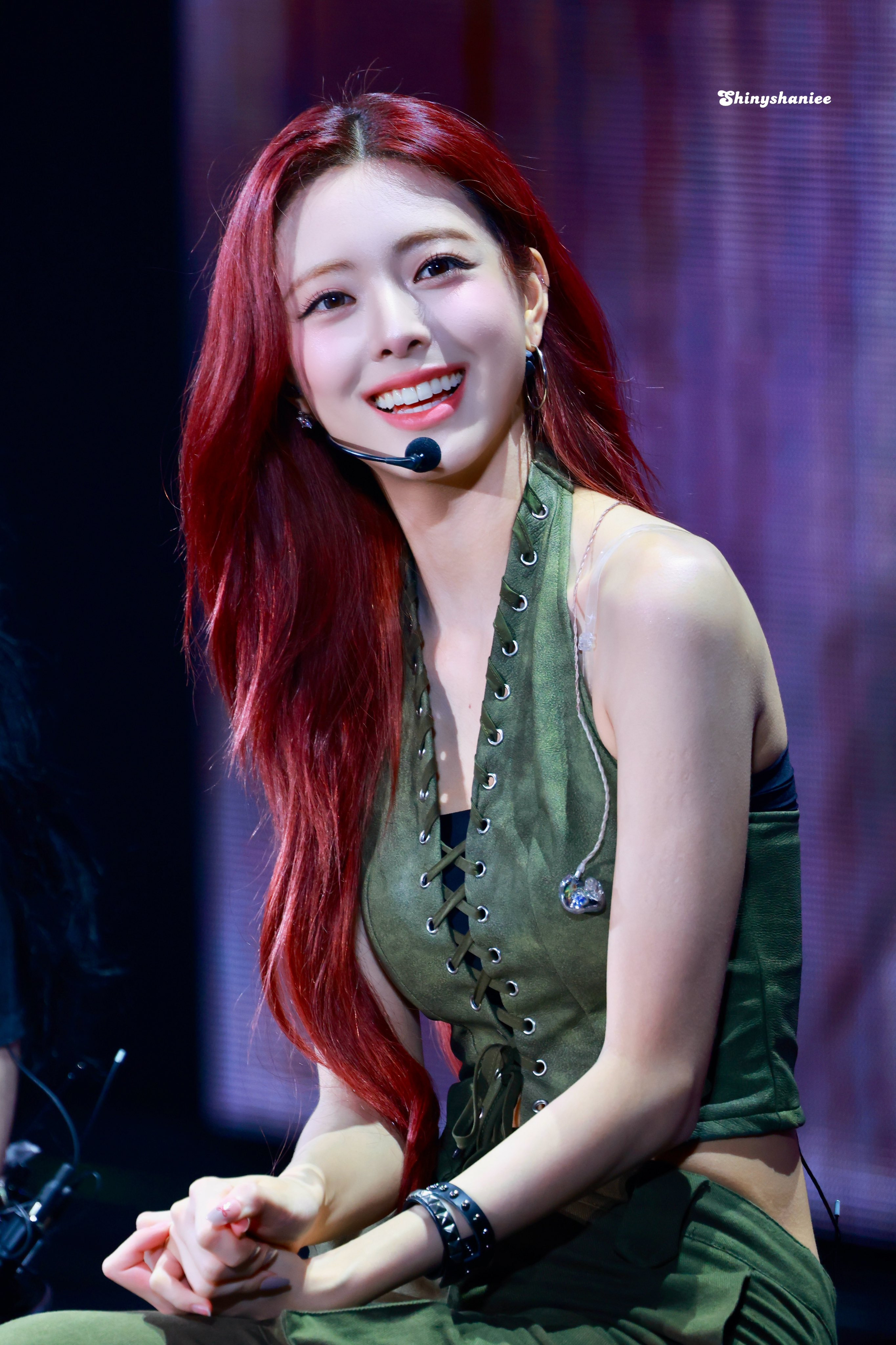 (스압)여자여자한 ITZY 유나.jpgif | 인스티즈