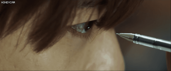 볼펜으로 일진 눈을 찔러버렸어요.... | 인스티즈