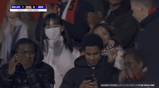 현재 네덜란드리그 진짜로 씹어먹고 있는 황인범 동료 우에다 아야세.gif | 인스티즈