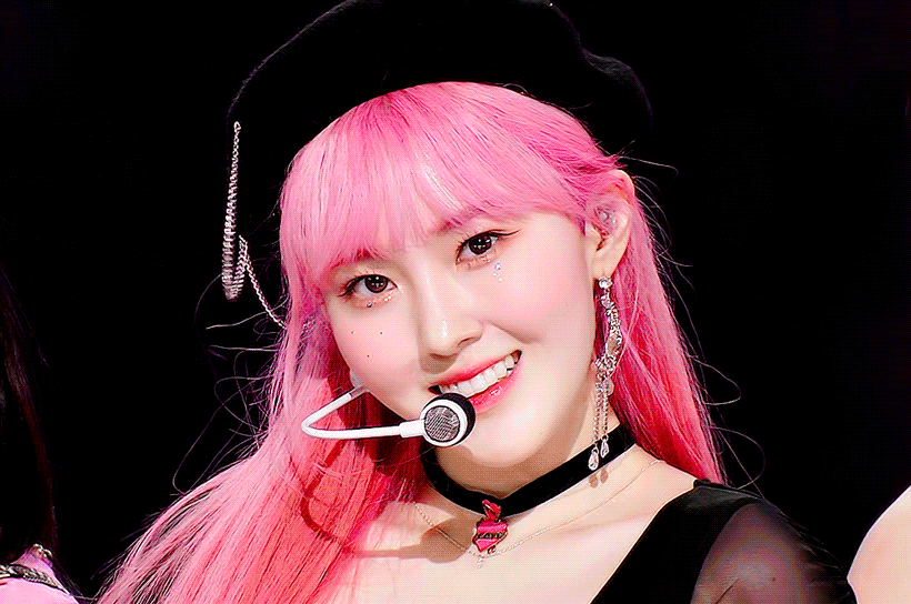 핑크색 머리가 가장 잘 어울리는 여자아이돌 걸그룹 멤버는? .gif | 인스티즈