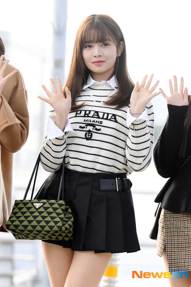 오늘자 아이브 출국 기사 사진 | 인스티즈