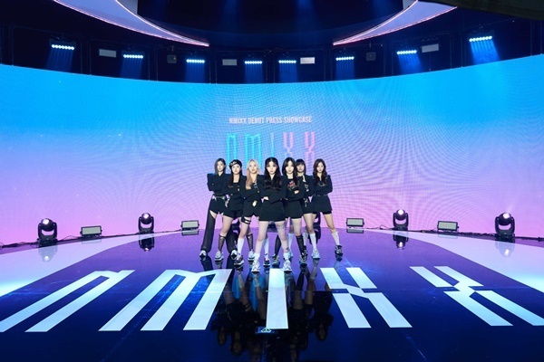 [분석글] JYP의 걸그룹이라는 이름이 갖는 의미 : NMIXX 로 보는 판도 이야기 | 인스티즈