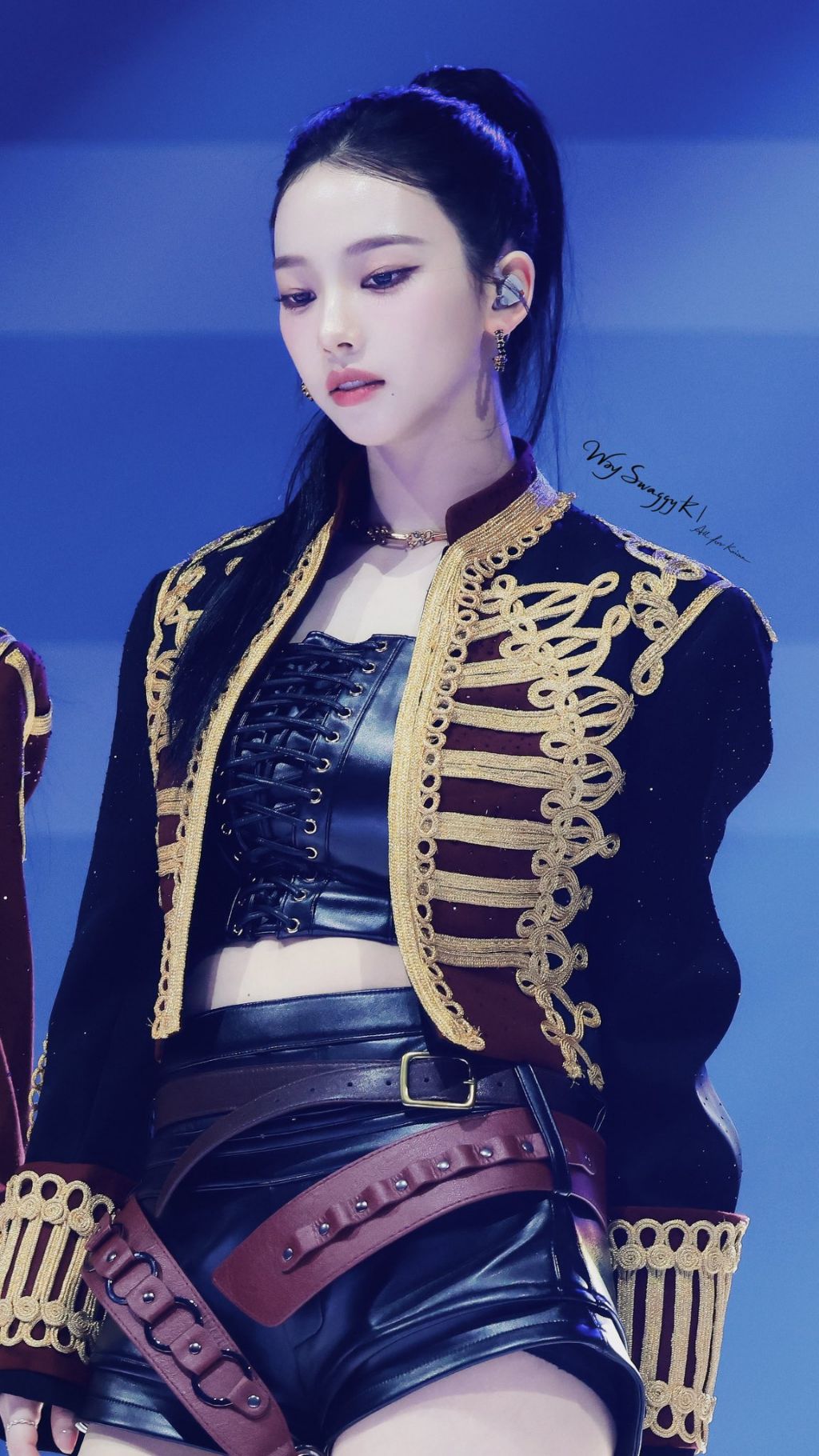 의외로 흔하지 않게 생긴 카리나 얼굴 근황.jpgif | 인스티즈