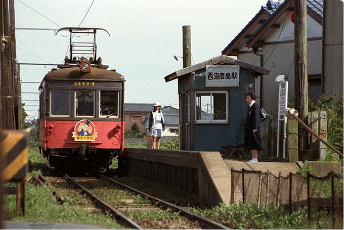 수익의 70% 이상이 식품 판매에서 나오는 일본 철도회사. JPG | 인스티즈