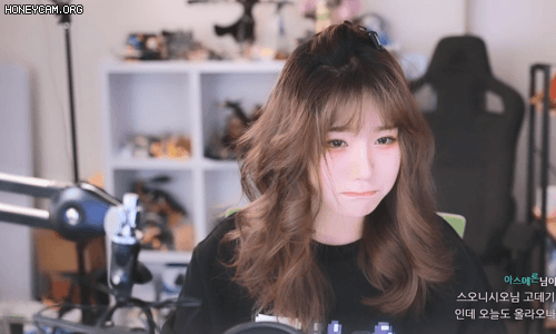 여전히 고데기 못다루는 31살 소니쇼 ㅋㅋㅋ.gif | 인스티즈