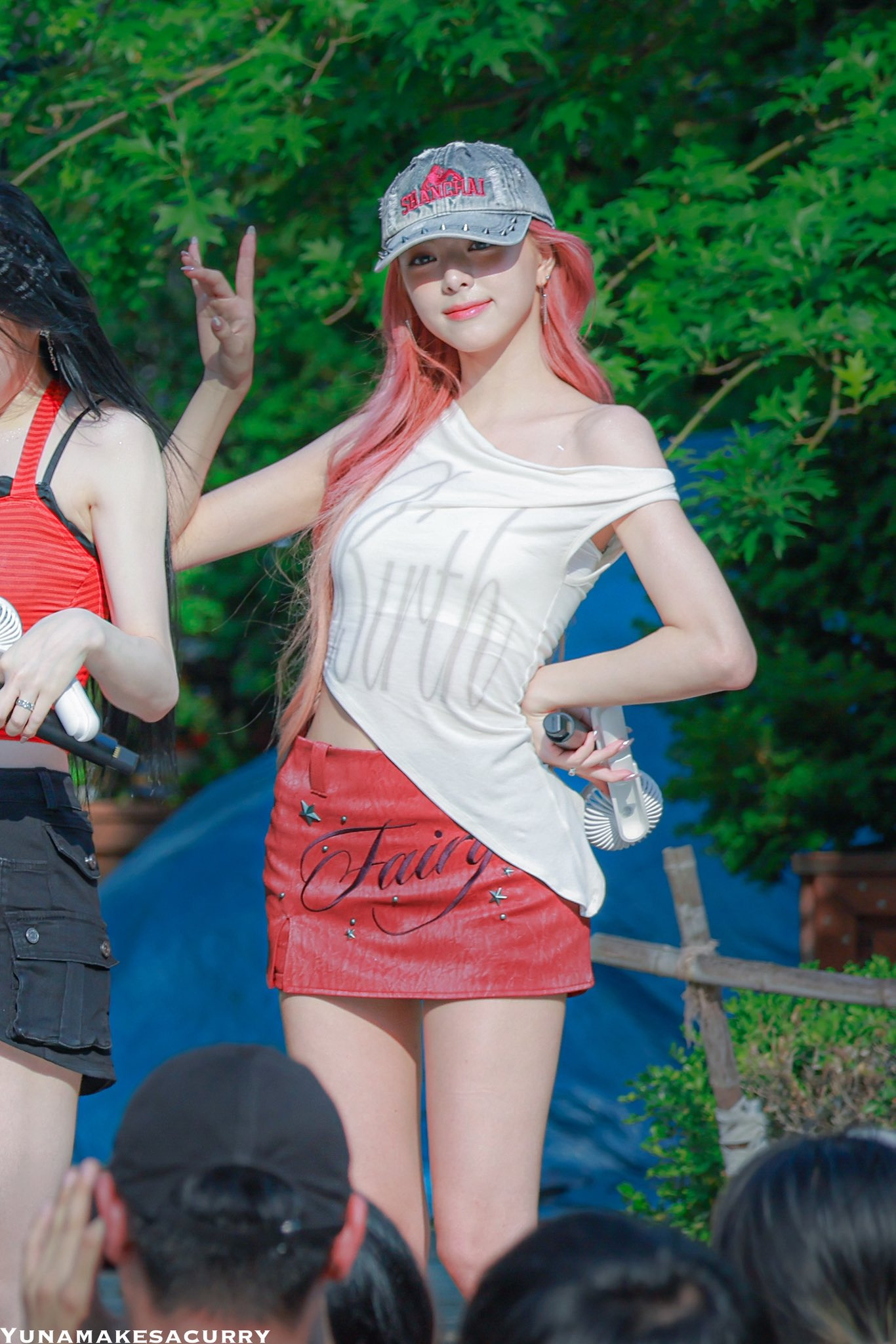 (스압)여자여자한 ITZY 유나.jpgif | 인스티즈