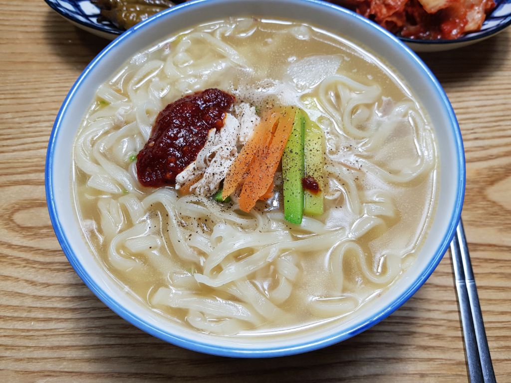 이런칼국수가 이미지