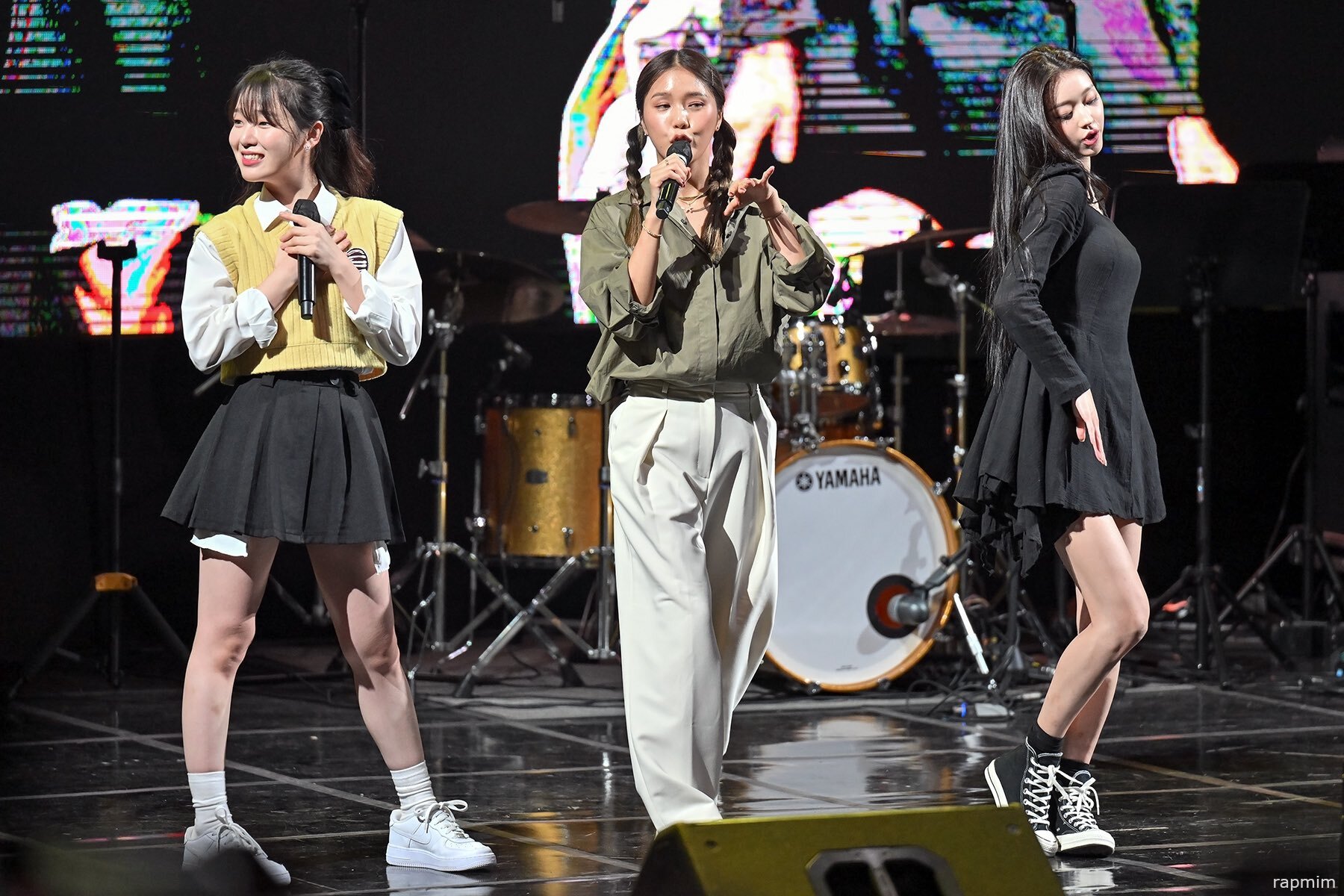 전남대 축제 오마이걸.jpg | 인스티즈