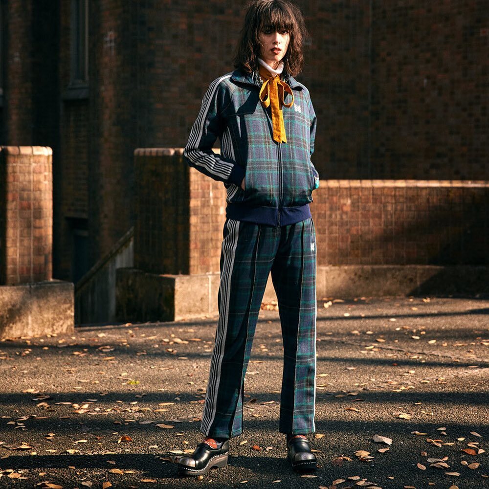 [패션] 옷 좋아하는 사람들이 많이 입는 근본 트레이닝복 | 인스티즈