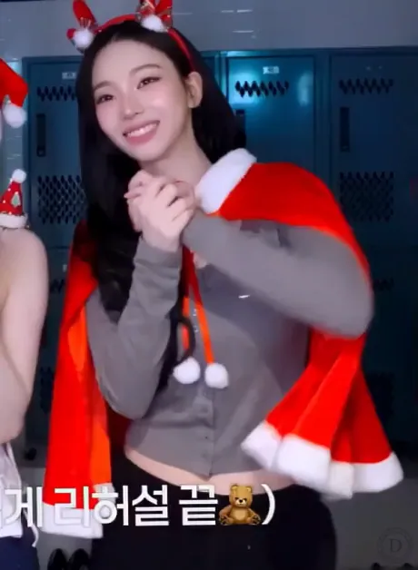 카리나 2025 연말무대 비하인드 .gif | 인스티즈