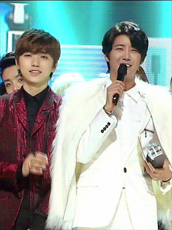 인생이 시트콤인 아이돌.jpgif | 인스티즈