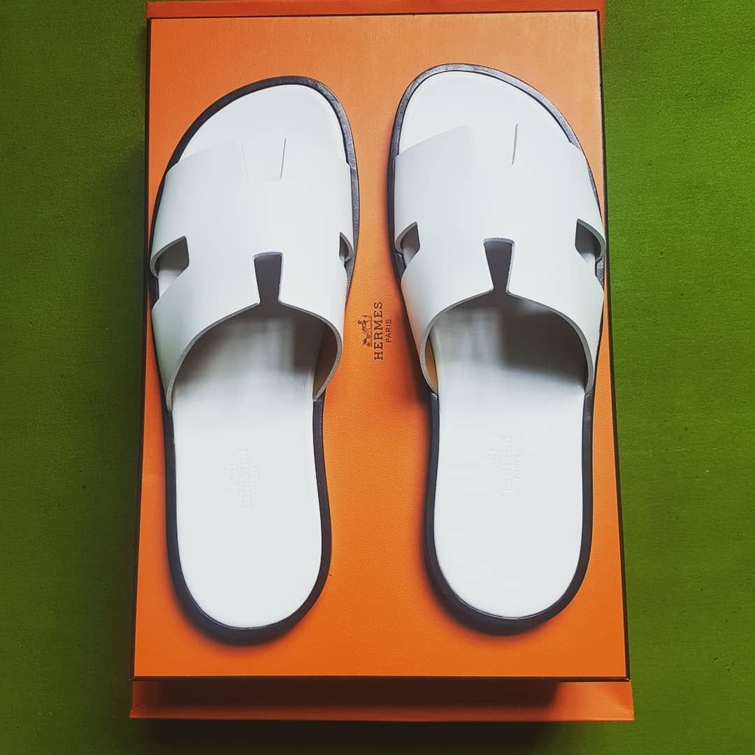 가격이 만만해서(?) 인기 많다는 에르메스 슬리퍼...jpg | 인스티즈