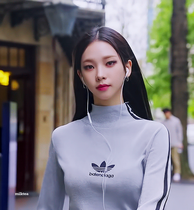 (스압)AI처럼 이쁜 최근 카리나.jpgif | 인스티즈
