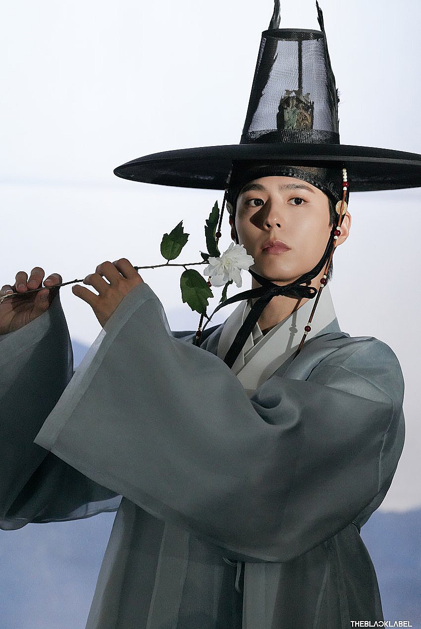 박보검 한복화보 b컷수준 | 인스티즈