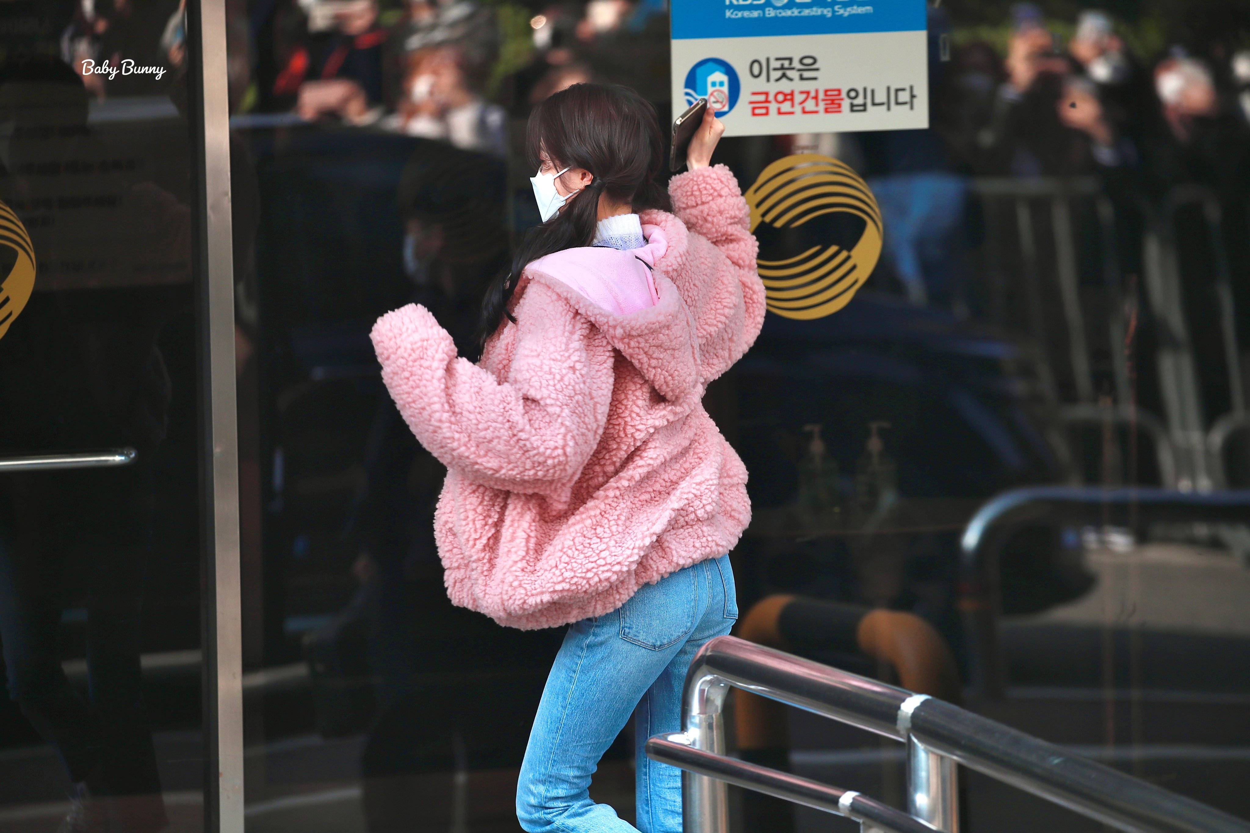 복실복실한걸 너무 좋아하는 아이브 장원영 | 인스티즈